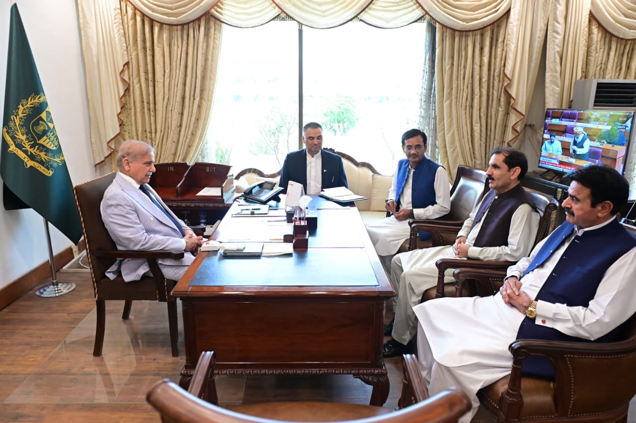 Parliamentarians laud PM for his successful global peace efforts