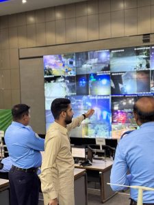 Safe City official briefs control room staff on Muharram surveillance, response mechanism