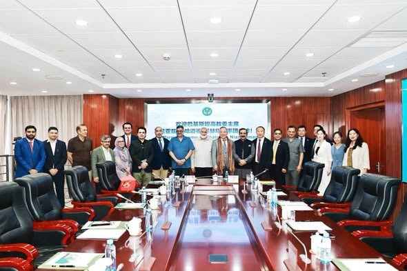Pakistani university heads