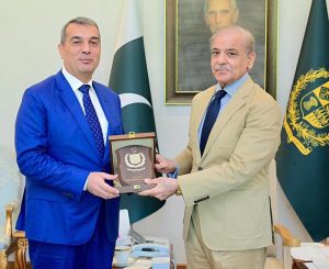 Ambassador of the Republic of Azerbaijan to Pakistan, H.E. Mr. Khazar Farhadov, paid a farewell call on Prime Minister Muhammad Shehbaz Sharif.