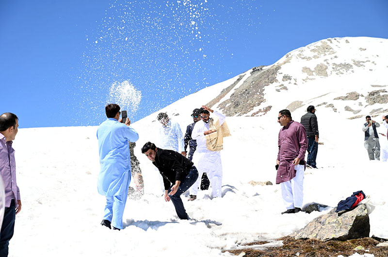 Tourists visit and enjoy the scenic beauty of Burzil Top (Burzil Pass), a historic mountain pass at an elevation of 13,808 feet in the Himalayas. The pass connects Astore Valley with the picturesque Minimarg and Domel regions and, before the partition of the subcontinent, served as a major caravan route linking Srinagar with Gilgit and Skardu