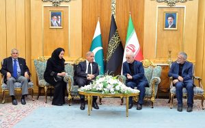 Prime Minister Muhammad Shehbaz Sharif along with high level Pakistani delegation arrives in Tehran. Interior Minister of Iran Eskandar Momeni receives Prime Minister upon his arrival.