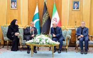 Prime Minister Muhammad Shehbaz Sharif along with high level Pakistani delegation arrives in Tehran. Interior Minister of Iran Eskandar Momeni receives Prime Minister upon his arrival.