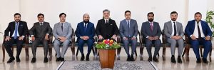 The Hon'ble Chief Justice of Pakistan, Mr. Justice Yahya Afridi, in group photo with delegation of officers from the Supreme Court of Azad Jammu & Kashmir, at Supreme Court of Pakistan.