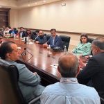 Federal Minister for Planning, Development and Special Initiatives, Ahsan Iqbal with members and office-bearers of the Association of Physicians of Pakistani Descent of North America (APPNA) during the 49th Annual Convention of APPNA in Orlando