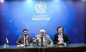 Federal Minister for Board or Investment, Qaiser Ahmed Sheikh, Federal Minister for NHSR&C, Syed Mustafa Kamal and SAPM for Industries and Production Haroon Akhtar Khan addressing a press conference regarding Pak-China B2B Investment Conference at Press Information Department Media Center.
