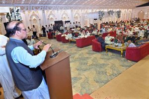 Minister of State for Development and Planning Chaudhry Armaghan Subhani addressing workers at Marakiwal village