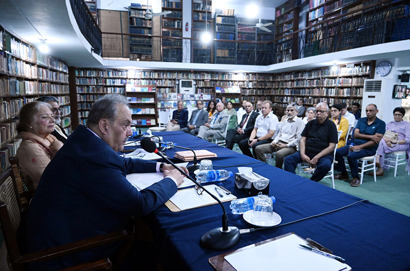 Former Ambassador to Iran and the UAE, and Pakistan's former Special Representative for Afghanistan, Asif Ali Khan Durrani, addresses a seminar on "Changing Dynamics of Power in the Middle East," organised by the Pakistan Institute of International Affairs (PIIA)