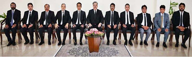 Hon'ble Chief Justice of Pakistan, in a group photo with the delegation of Punjab Bar Council at Supreme Court of Pakistan