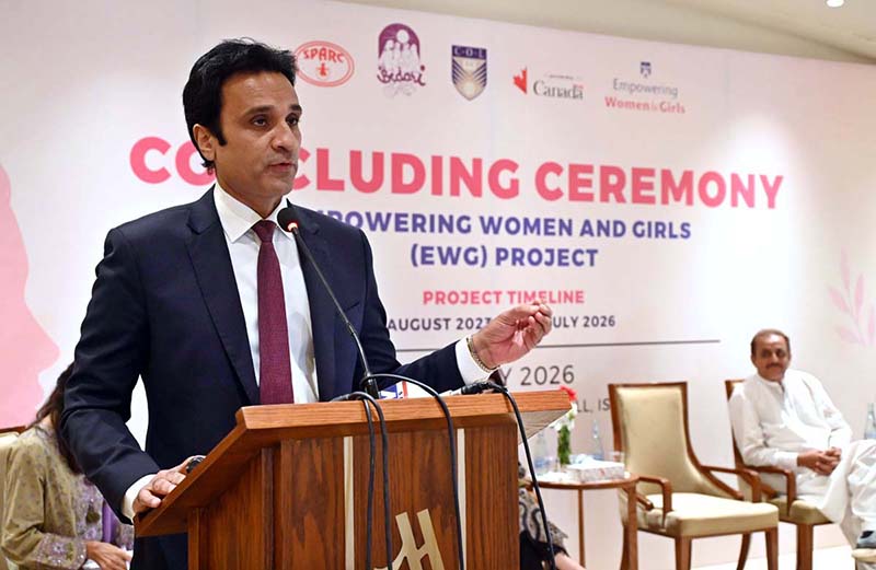 Parliamentary Secretary Ministry of Communication, Engineer Gul Asghar Khan Baghoor addresses the ‘Concluding Ceremony-Empowering Women and Girls (EWG) project’ at a local hotel