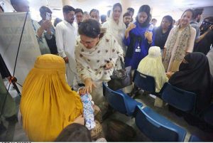 Chairperson of the Benazir Income Support Programme (BISP), Senator Rubina Khalid, visits the maternal and child nutrition ward at Molvi Ameer Shah Memorial Hospital during the launch of Phase 3.0 of the Benazir Nashonuma Programme.