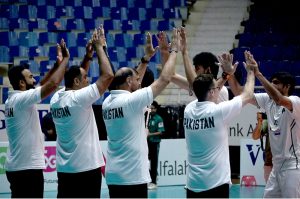 Pakistan and Sri Lanka players battle at the net during the semifinal of the CAVA Men's Volleyball Championship 2026 at Liaquat Gymnasium, Pakistan Sports Complex, players attacking prowess and solid defensive skills in a fiercely contested match
