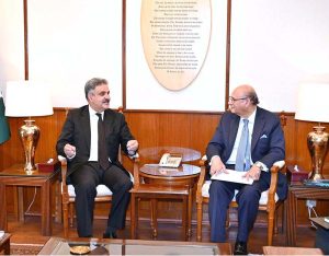 Hon'ble Chief Justice of Pakistan, Mr. Justice Yahya Afridi, in a meeting with Mr. Sirajuddin Aziz, Banking Mohtasib (Ombudsman) Pakistan, at the Supreme Court of Pakistan