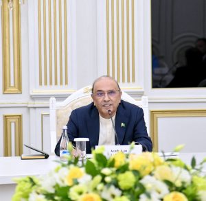 President Asif Ali Zardari in a meeting with Marlen Mamataliyev, Speaker of the Kyrgyz Parliament and senior MPs, at the State House Congress Hall