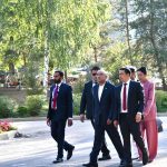 President Asif Ali Zardari and Marlen Mamataliyev, Speaker of the Jogorku Kenesh of the Kyrgyz Republic, walk to the Golden Yurt following their meeting