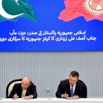 President Asif Ali Zardari and President of the Kyrgyz Republic Sadyr Japarov sign the Joint Statement