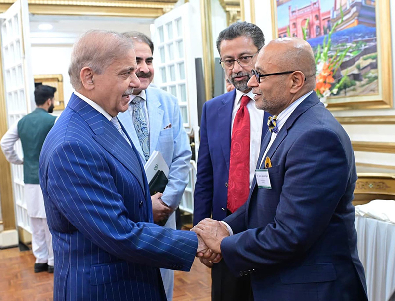 A U.S. Congressional delegation calls on Prime Minister Muhammad Shehbaz Sharif