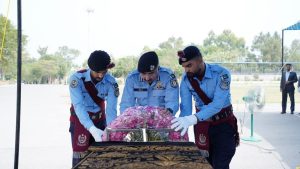 IGP Rizvi joins funeral prayers for Constable Ali Anwar at Police Lines HQ