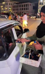 Flowers instead of fines: ITP rewards law-abiding drivers