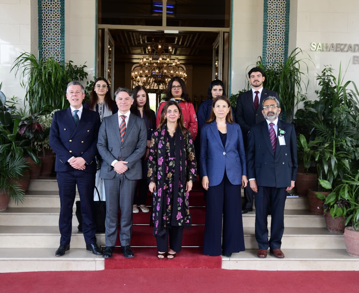 Pakistan, Portugal discuss ways to strengthen ties in diverse areas
