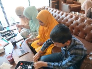 Art Fusion by Mishal, Chaaye Khana host inclusive painting workshop