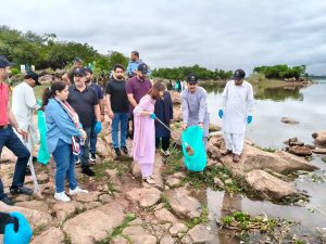 CDA, volunteers clear two tonnes of garbage from Rawal Dam