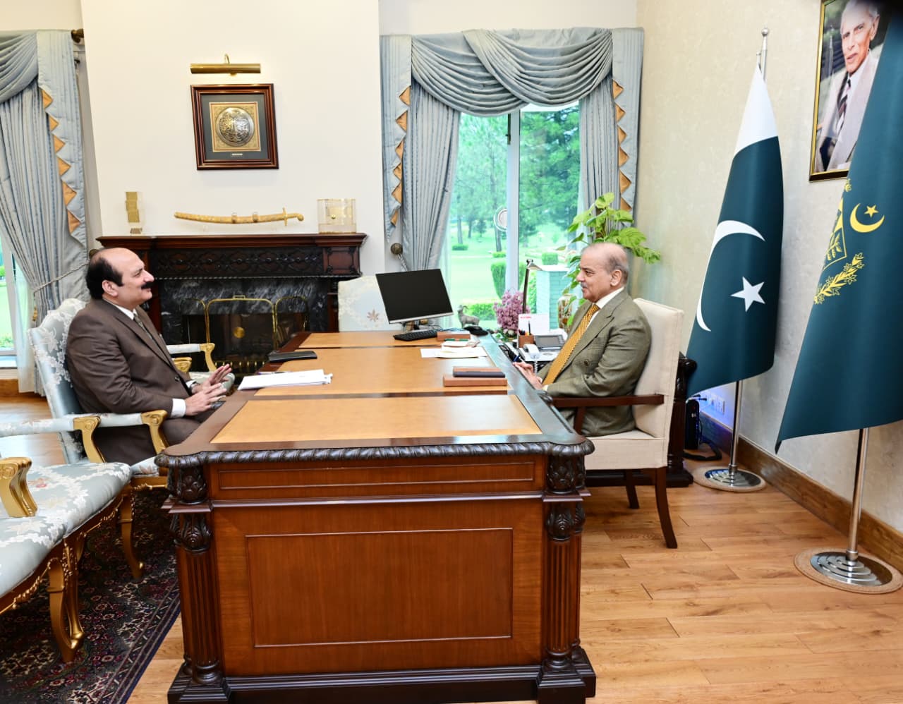 PM directs effective strategy for employment opportunities under Youth Program