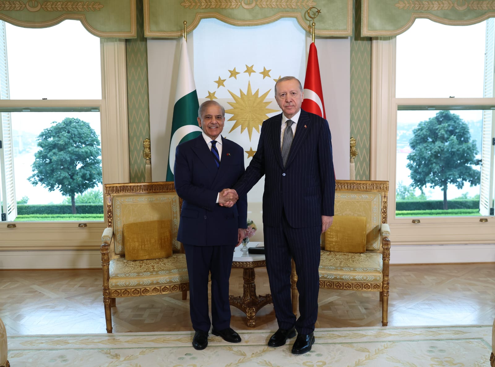 Pakistan, Turkiye resolve to further strengthen bilateral cooperation, realize $5 bln trade target