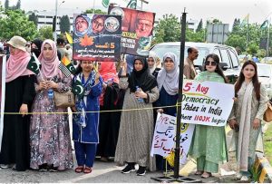 Federal Minister for Kashmir Affairs, Gilgit-Baltistan and States and Frontier Regions, Engr Amir Muqam, addresses participants after a Youm-e-Istehsal Kashmir rally at D-Chowk, condemning India's illegal and unilateral actions of August 5, 2019, in Indian Illegally Occupied Jammu and Kashmir (IIOJK).