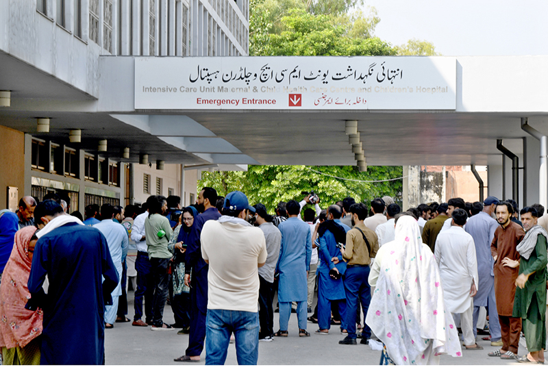Parents and security personnel have gathered outside the hospital, as authorities say the bodies will undergo DNA testing for identification following a tragic fire at the Mother and Child Health (MCH) Ward of Pakistan Institute of Medical Sciences (PIMS), which claimed the lives of 14 newborn babies. A fact-finding committee is due to produce a report within 24 hours, as Prime Minister Shehbaz Sharif expressed "deep sorrow and heartfelt regret" over the incident