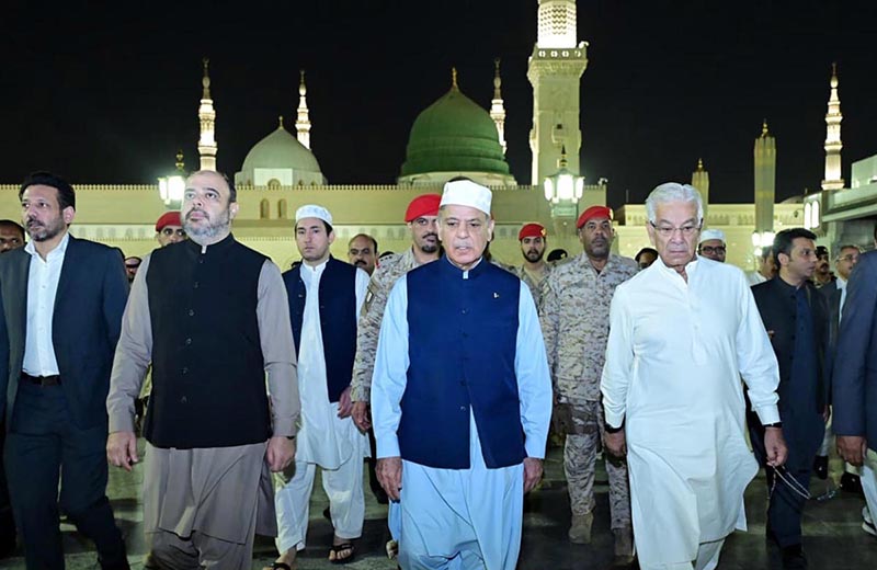 Prime Minister Muhammad Shehbaz Sharif visited Rauda e Rasool (SAW) in Masjid e Nabvi