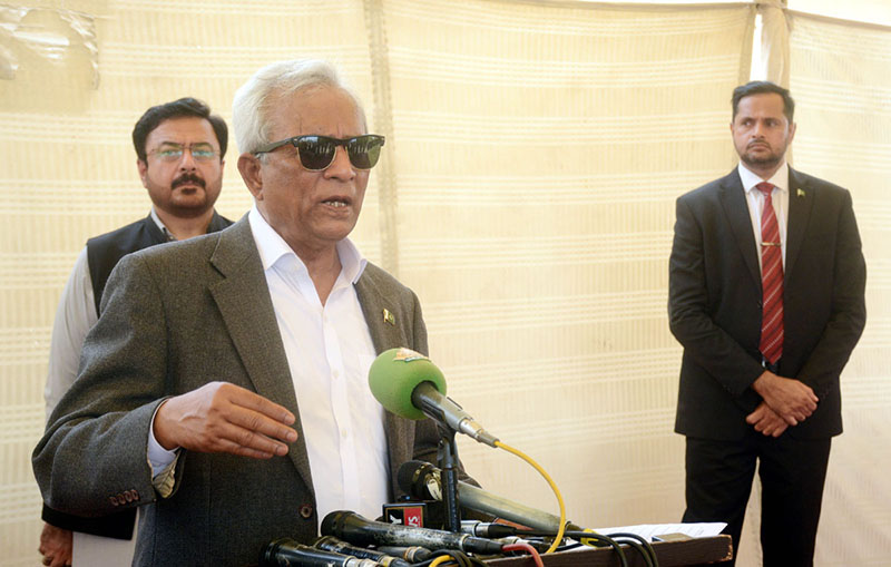 Sindh Governor Syed Nehal Hashmi addressing a press conference at Governor House