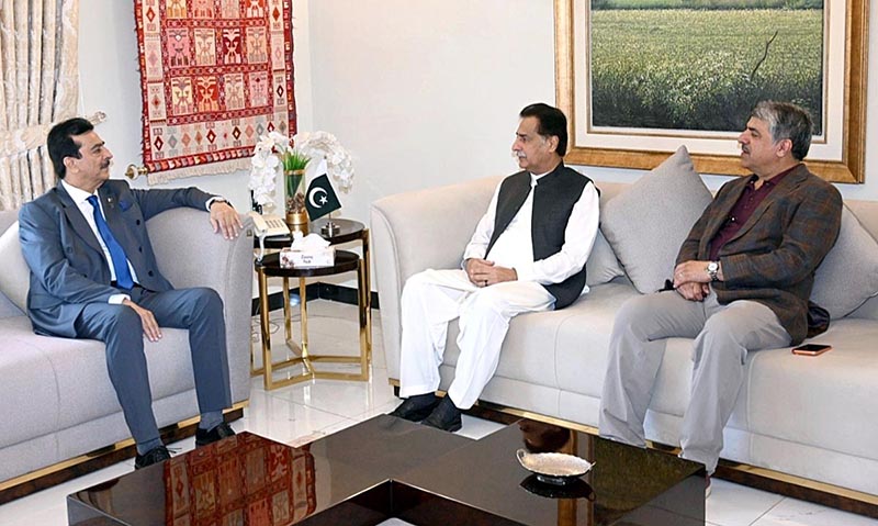 Chairman Senate, Syed Yousuf Raza Gilani in a meeting with Speaker National Assembly Sardar Ayaz Sadiq and deputy speaker national assembly Syed Ghulam Mustafa Shah at his residence