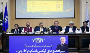 Federal Minister for Finance and Revenue Senator Muhammad Aurangzeb and Minister of State for Finance Bilal Azhar Kayani address a press conference at FBR Headquarters