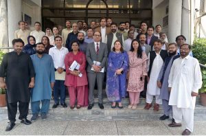 Acting Managing Director of Associated Press of Pakistan (APP) Sabeen Usman Khattak presenting a souvenir to Federal Secretary for Information and Broadcasting Ashfaq Ahmad Khalil after the 35th Associated Press of Pakistan Corporation (APPC) Board of Directors (BoD) Meeting at APP Headquarters.