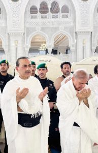 Prime Minister Muhammad Shehbaz Sharif, Deputy Prime Minister Senator Mohammed Ishaq Dar, Chief of Army Staff & Chief of Defence Forces Field Marshal Syed Asim Munir, Federal Ministers Khawaja Muhammad Asif, Attaullah Tarar and Pakistani delegation perform Umrah.