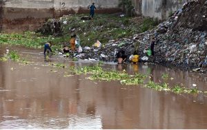 A view of Korang Nullah near pandorian area following heavy rainfall in the twin cities after the opening of Rawal Dam spillways, causing a significant rise in the water level