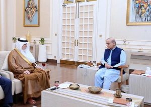 Ambassador of the Kingdom of Saudi Arabia to Pakistan, Nawaf bin Said Al-Malki pays a farewell call on Prime Minister Muhammad Shehbaz Sharif