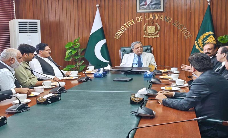 Federal Minister for Law & Justice Senator Azam Nazeer Tarar in a meeting with office-bearers of various Bar Associations and leaders of the legal fraternity in Federal Capital