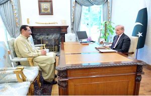 Federal Minister for Defence Production Muhammad Raza Hayat Harraj calls on Prime Minister Muhammad Shehbaz Sharif