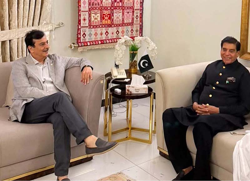 Chairman Senate, Syed Yousaf Raza Gilani and Former Prime Minister of Pakistan and senior Pakistan People’s Party (PPP) leader Raja Pervaiz Ashraf exchanging views in a meeting at the chairman senate's residence