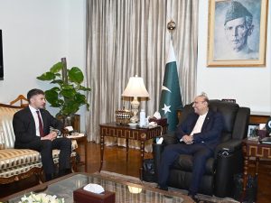 President Asif Ali Zardari meeting Ambassador of Kazakhstan Yerzhan Kistafin at Aiwan-e-Sadr.