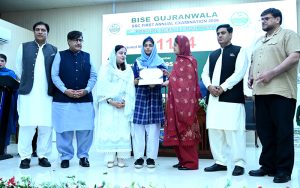 Chairperson of the Board of Intermediate and Secondary Education (BISE) Gujranwala, Engr Dr Aqsa Shabbir, and Vice Chancellor of Government College Women University Sialkot (GCWUS), Prof Dr Shazia Bashir, distribute result cards, gold medals and cash awards among top position holders during the Matriculation Examination Annual 2026 prize distribution ceremony.