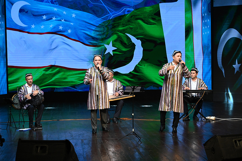 Distinguished Uzbek artists presenting a vibrant showcase of Uzbekistan’s rich musical traditions and cultural heritage, celebrating the enduring bonds of friendship, brotherhood and cultural cooperation between Pakistan and Uzbekistan during a special cultural concert, “Uzbekistan-Pakistan: Melodies of Friendship and Brotherhood,” hosted by the Embassy of the Republic of Uzbekistan in Pakistan to mark the 35th Anniversary of the Independence of Uzbekistan at PNCA