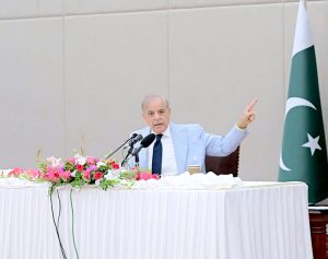 Prime Minister Muhammad Shehbaz Sharif giving responses to the participant's questions at the Balochistan National Workshop.