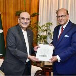 President Asif Ali Zardari receiving Banking Mohtasib’s Annual Report 2025 from Banking Mohtasib Pakistan, Mr Sirajuddin Aziz at Aiwan-e-Sadr