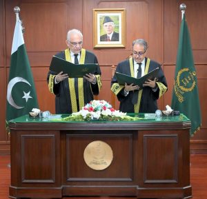 Hon’ble Mr. Justice Syed Hasan Azhar Rizvi takes oath as Acting Chief Justice of the Federal Constitutional Court of Pakistan, ensuring continuity in the Court’s judicial and administrative functions and the uninterrupted dispensation of constitutional justice.