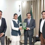 PM adviser on Inter-Provincial Coordination, Senator Rana Sanaullah Khan presents a cash award of Rs.02 million and certificates to national boxer Fatima Zahra in recognition of her historic bronze medal victory at the Glasgow 2026 Commonwealth Games