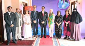 Chairman Senate, Syed Yousuf Raza Gilani in a group photo with participants of the launch event of maternal, newborn and child health social and behavior change communication campaign