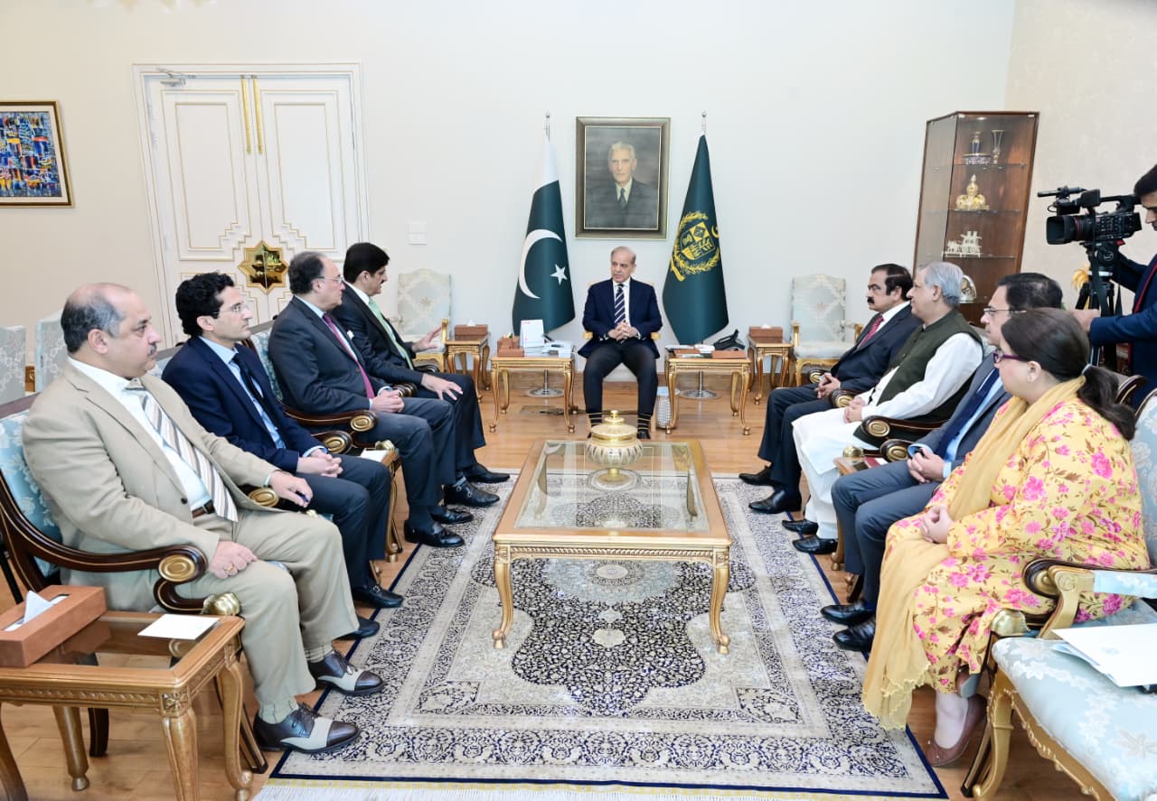 PM Shehbaz, Sindh CM agree to maintain political harmony, consultation